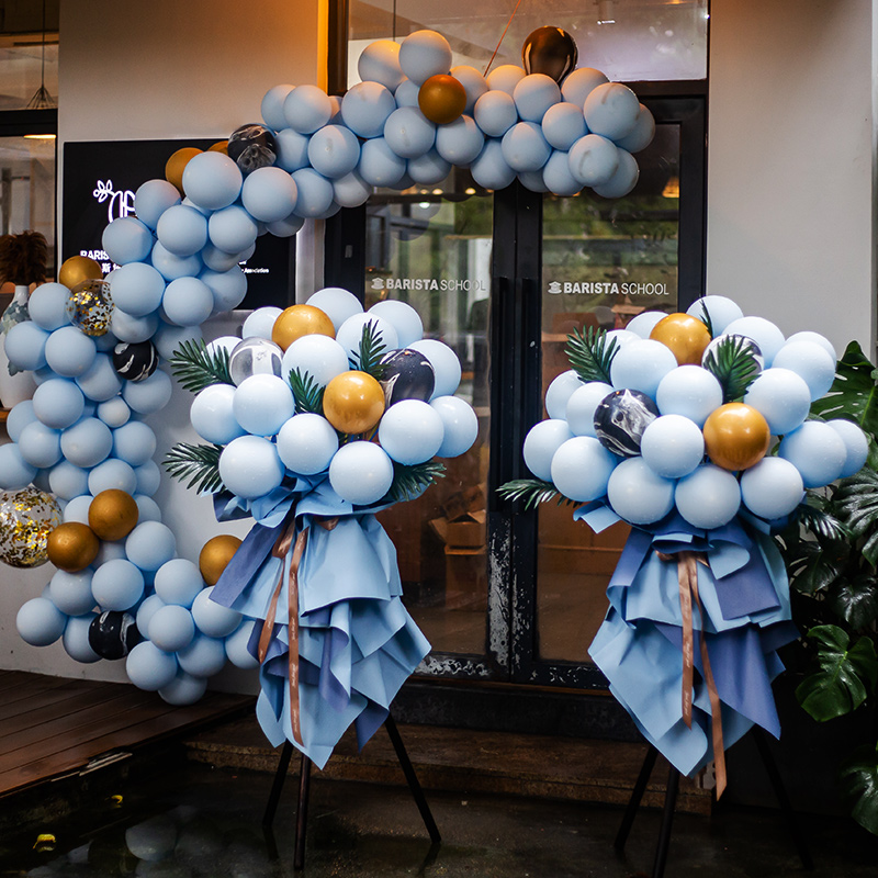 balloon garland